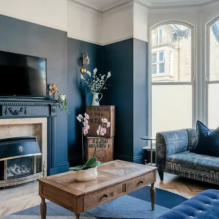 North Park - * Harrogate
